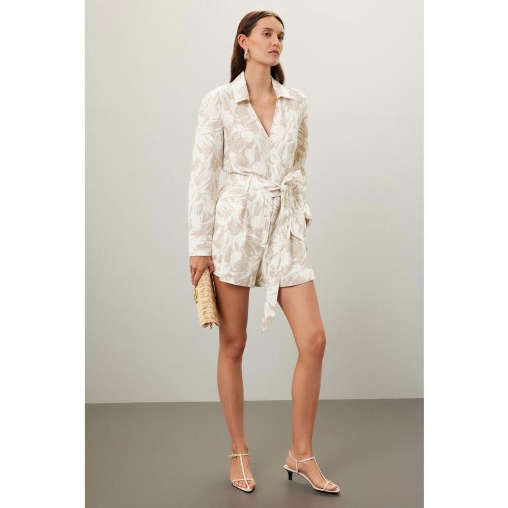 Club Monaco Off-White Wrap Waist Romper Size 4